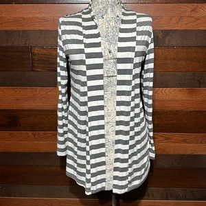 Merry Fun Stretchy Open Front Long Sleeve Gray and White Cardigan